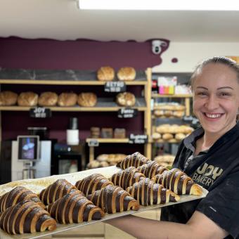 Ludmila si otevřela ve Vršovicích malou pekárnu: Chleba Retro jsem zkoušela upéct 54krát, než jsem byla spokojená s výsledkem, říká 